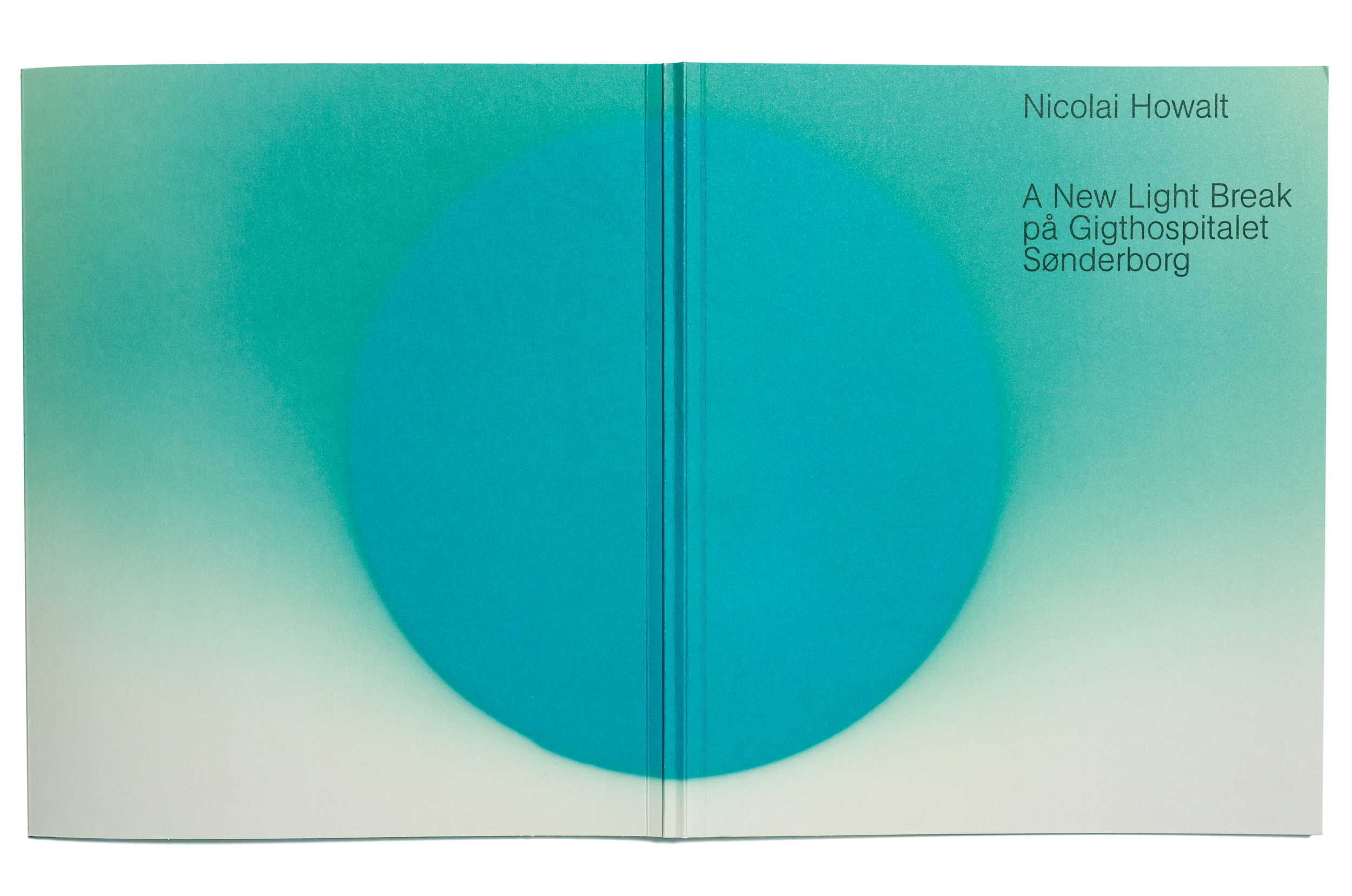 A new light break booklet by Nicolai Howalt